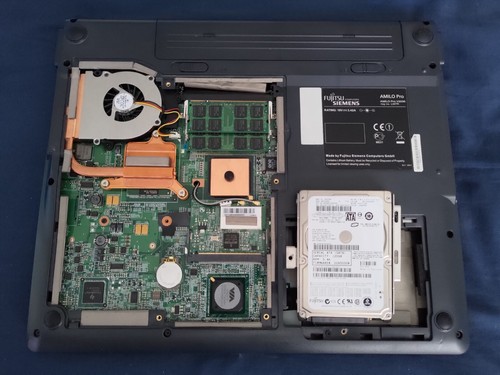 Fujitsu Amilo Pro V2030 Vintage Win XP Laptop Celeron M 360 2GB RAM 120GB HDD - Picture 8 of 22