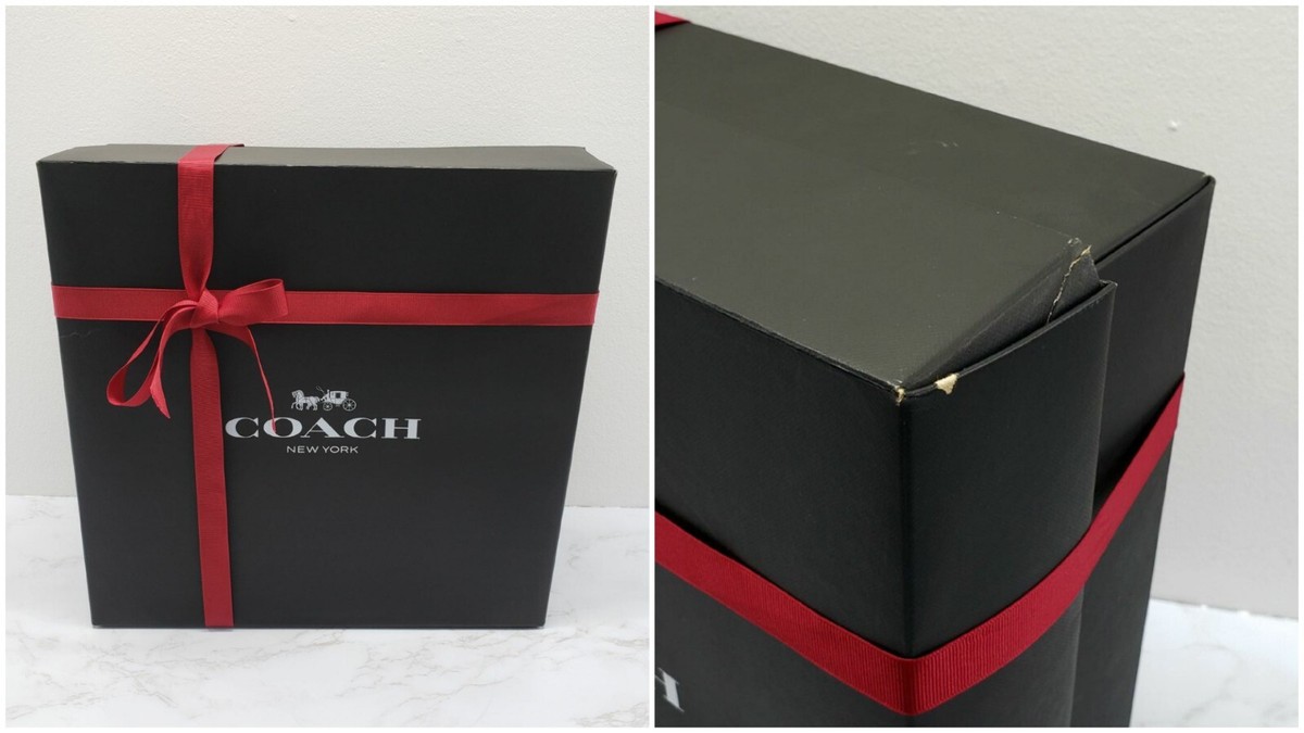 Coach Shay Black Pebbled Leather Brass Hardware Shoulder Bag Coach Shay Black Pebbled Leather Brass Hardware Shoulder Bag