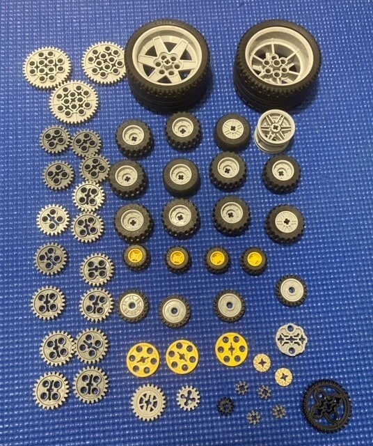 Mindstorms EV3 technic parts, sensors, cables (actual as in photos) - Image 3 of 4