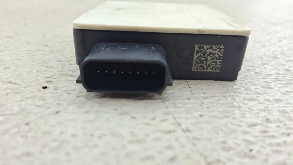 Jeep Compass 2022-2024 punto ciego monitor sensor módulo radar OEM Foto 2 de 4