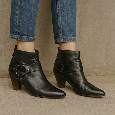 Frye Steffi Harness Bootie Womens 7 Black Leather Ankle Boots Y2K Western