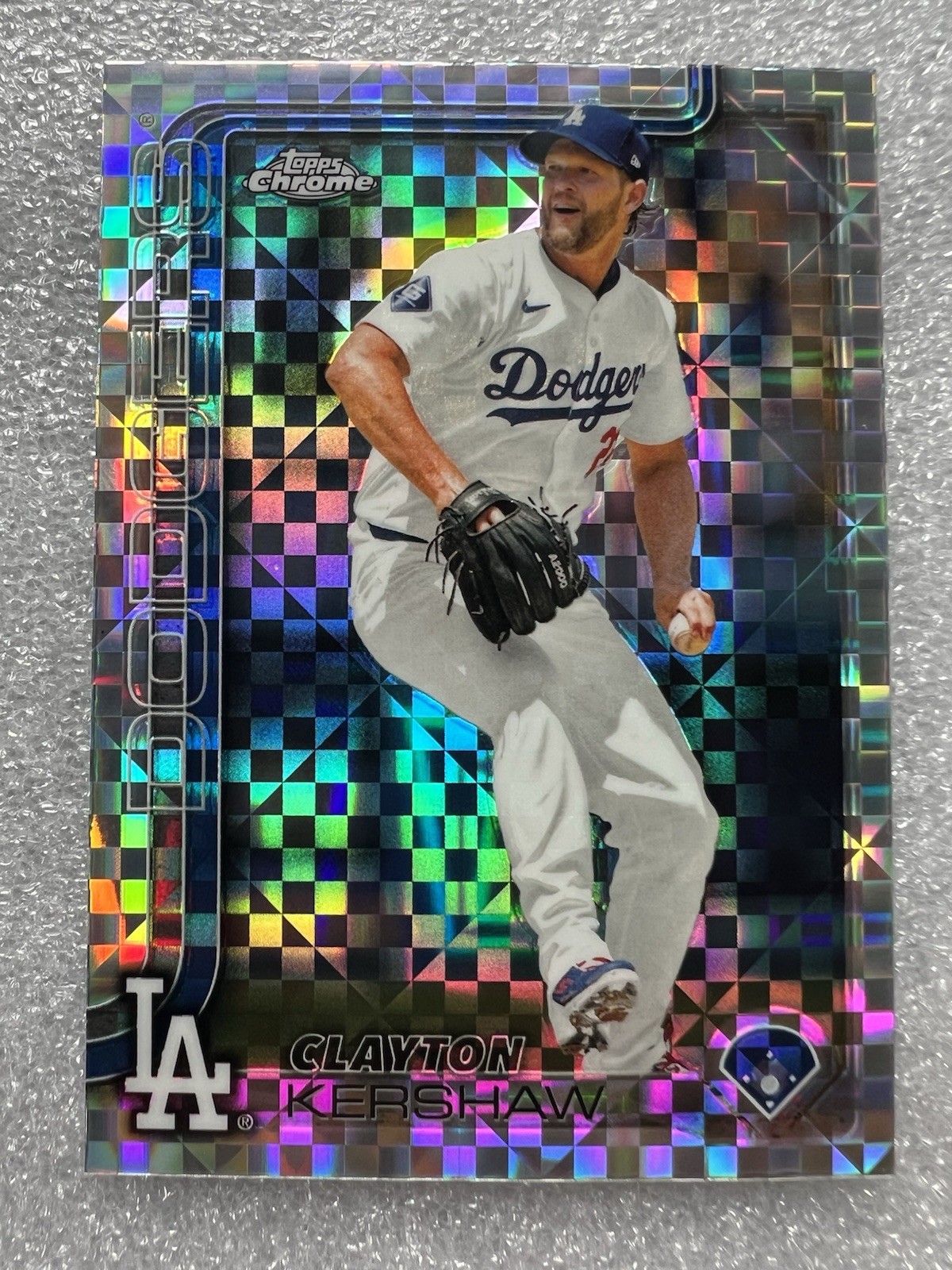 2025 Topps Chrome - Clayton Kershaw #88 X-Fractor