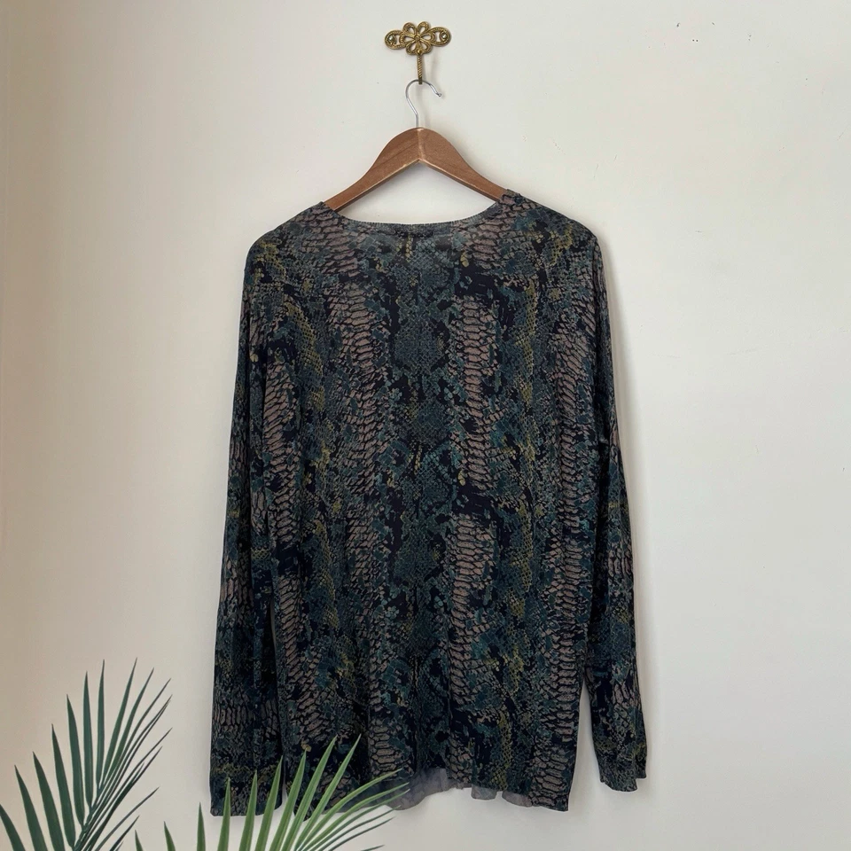Suéter Cárdigan Tencel Estampado Serpiente Minnie Rose XL Verde Silencioso Lujo Foto 4 de 4