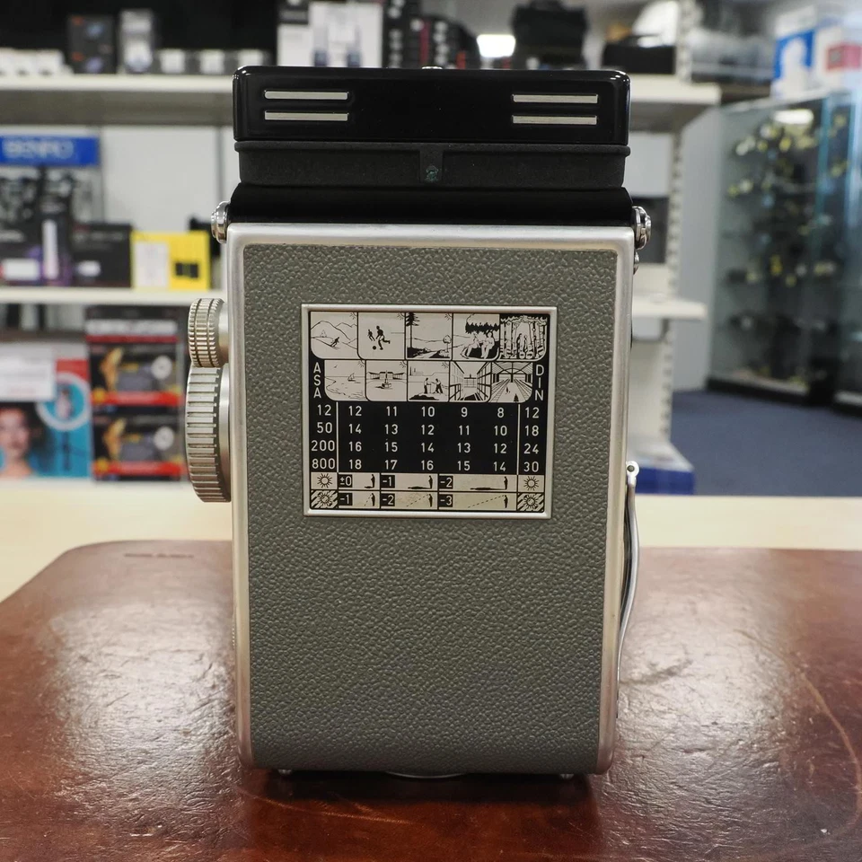 Used Rolleiflex T Twin Lens Reflex Camera - 12 Months Warranty - Image 4 of 4