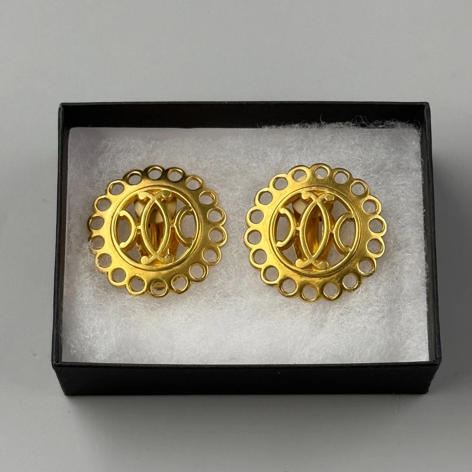 HERMÈS Orecchini Hermes Paris vintage Haba placcati oro donna clip on