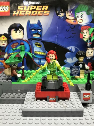 Lego Dc Universe Mini Figure Collection Series Poison Ivy Sh0010 / 2012