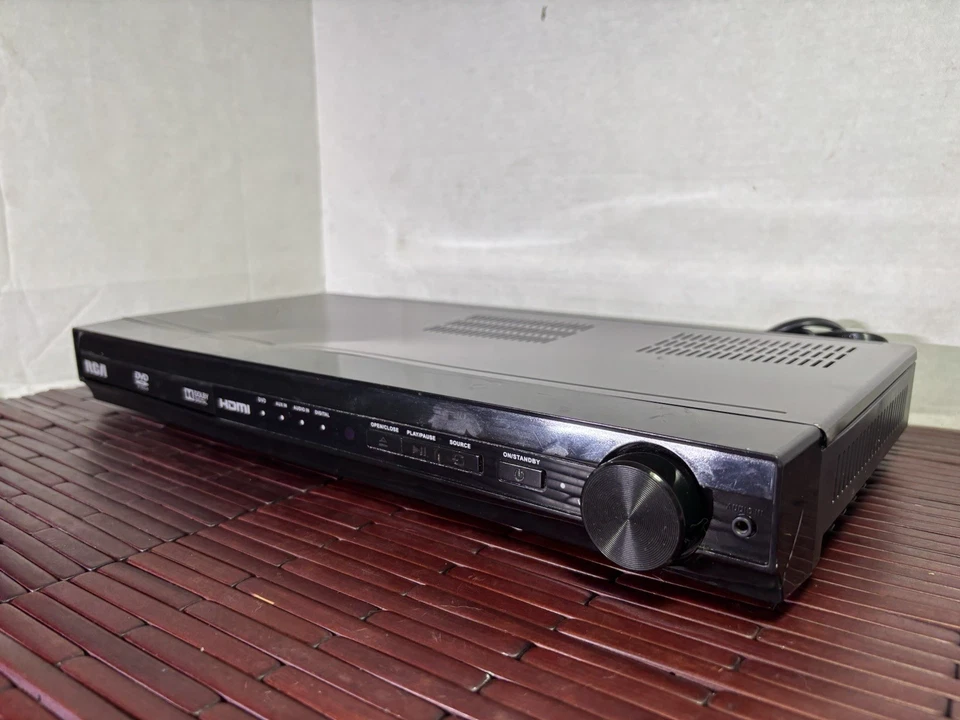 RCA RTD3276H - Home Theater Receiver - No Remote - Tested & Works - Image 2 of 4