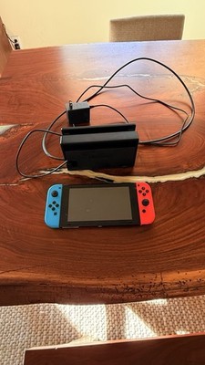 2024 Nintendo Switch - Includes Docking Station