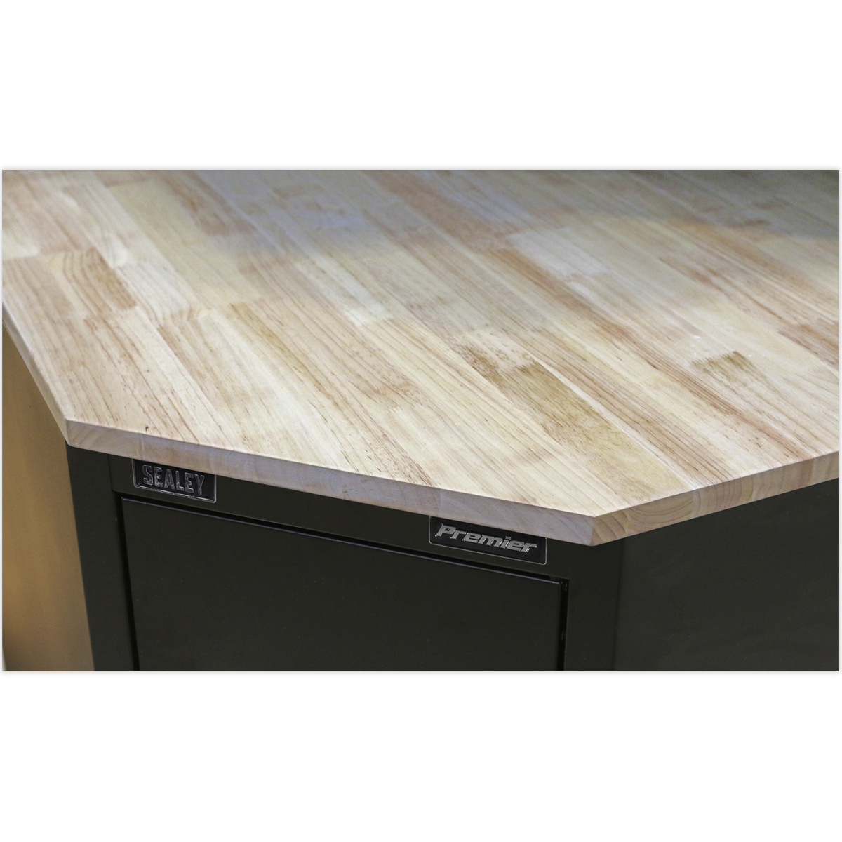 Sealey 930mm Oak Corner Worktop For Use With APMS15 Corner Floor Cabinet APMS18