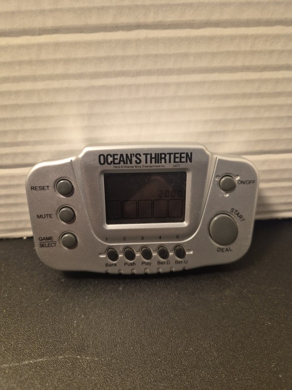 Oceans Thirteen Handheld Electronic Casino Game Tested And Working 