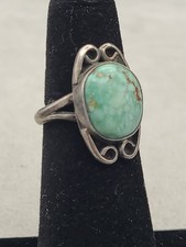 Vintage Unmarked Southwestern Sterling Silver 925 Turquoise Ring, Sz 4.75