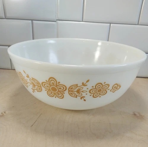 Pyrex #404 Gold Butterfly 4 Quart Large 10" Mixing Bowl ~ Vintage EUC!