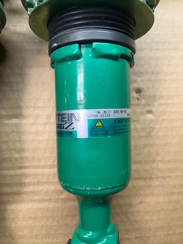 Enrolladores traseros Tein Street Advance Z Infiniti G20 1999-2002 y resortes delanteros Foto 4 de 4