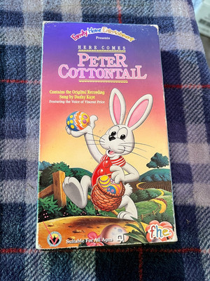 Peter Cottontail VHS 1980s Family Home Entertainment Easter Cartoon