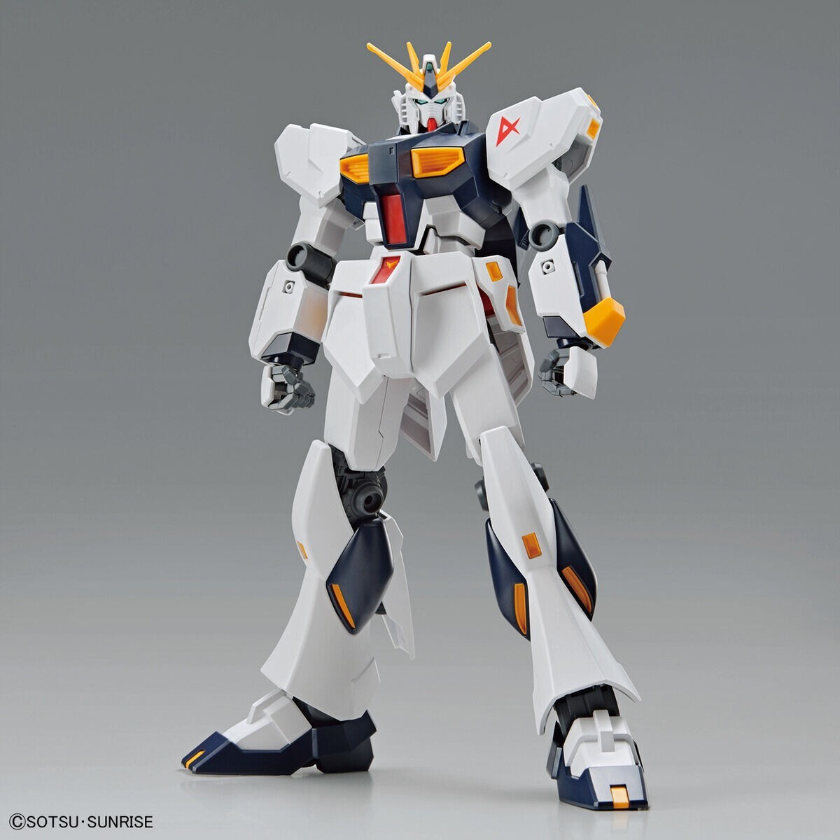 BANDAI Entry Grade 1/144RX-93 v Gundam Amuro's MS Plastic Model