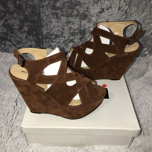 bottega veneta python sandals