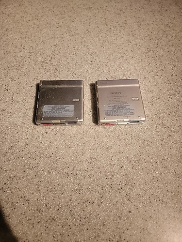 2 Sony Minidisc (MZ-R55) Walkman Portable Minidisc Recorder Silver... UnTested - Picture 12 of 14