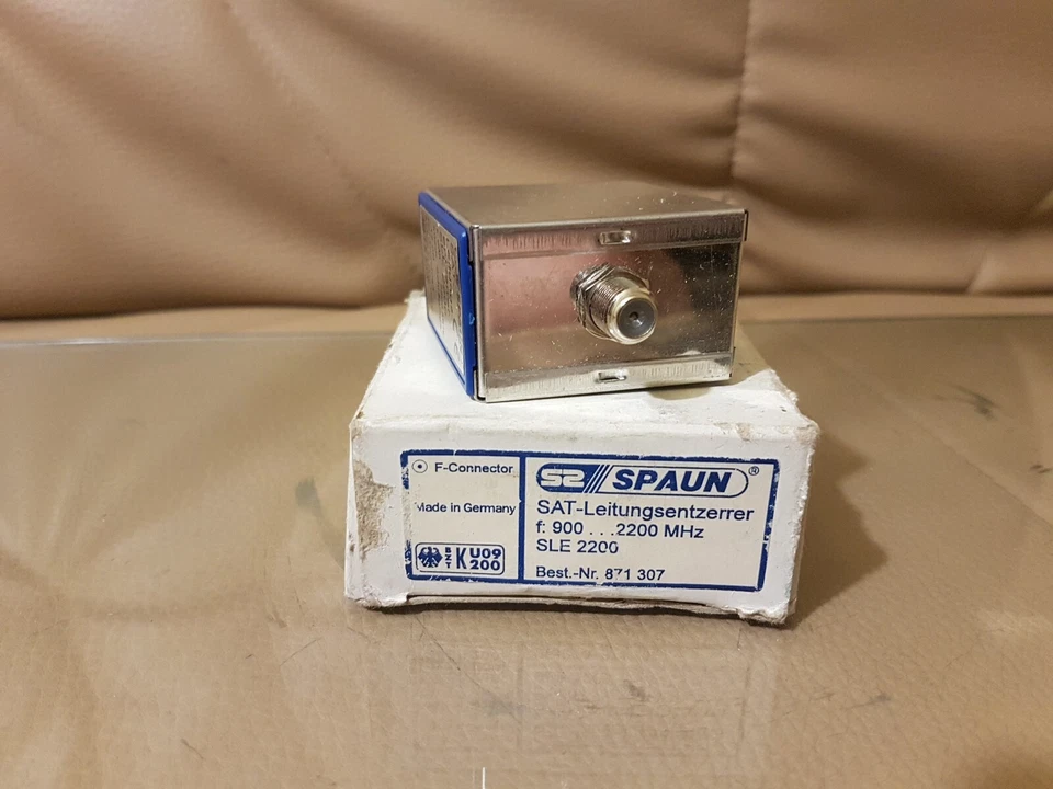 Spaun  SAT-Leitungsentzerrer LE 2200  5-2.200 MHz passiv  -12 dB Schräglage - Bild 2 von 2