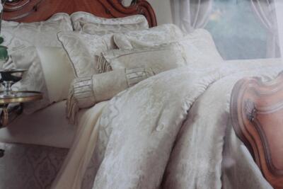 MONMARTRE LUXURY JACQUARD HEM QUEEN SHEET SET - BEIGE/SAGE - 4PC - NEW