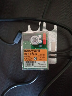 Feuerungsautomat Honeywell DKG 972-N Mod.21 Gebraucht (8Monate In Betrieb)