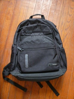 revolution backpack 15.6
