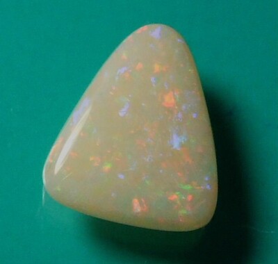 Gorgeous Sparking Pretty Colour Pattern Nice Cut Coober Pedy White Opal 4.75ctw.