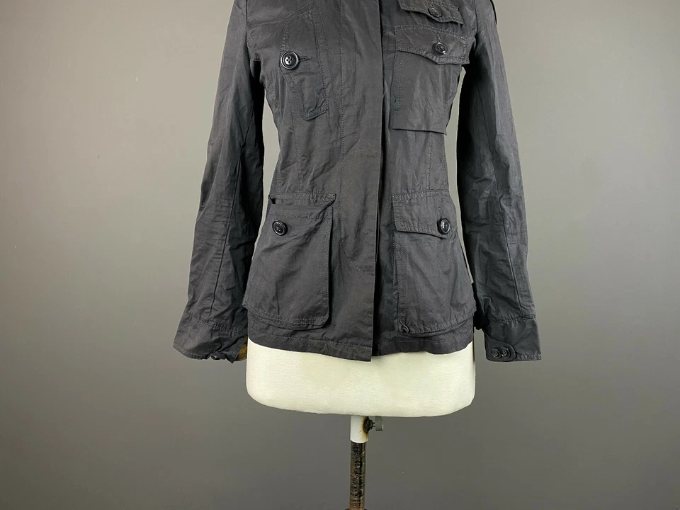 Chaqueta de nailon multibolsillo con botones negra talla S azul EE. UU. para dama Foto 3 de 4