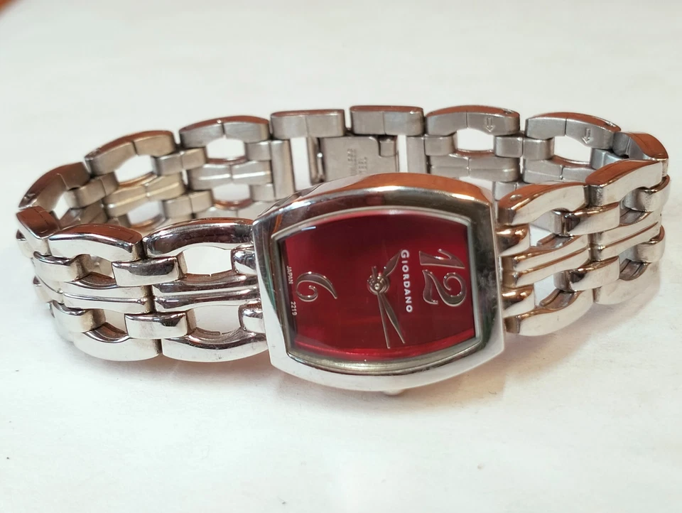 GIORDANO CUARZO ESFERA ROJA 2219 JAPÓN MUJER COMO NUEVO COMPLETO FUNCIONANDO TODO ORG. De colección. Foto 3 de 4