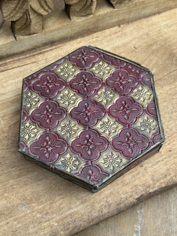 Hermosa caja de especias vintage de metal y vidrio dorado Foto 3 de 4