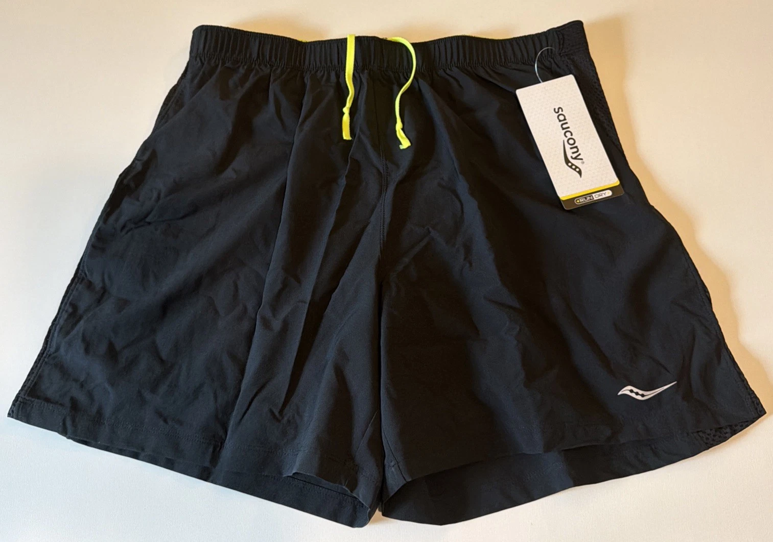 Saucony Throttle Shorts Mens Black Running Lined Run/Dry Large New With Tags
Opens in a new window o