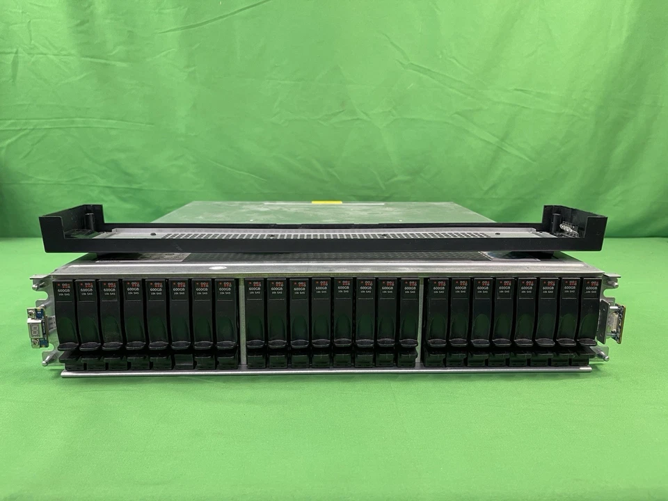 DOT HILL 24 Bay 2.5 SAS Array Chassis AssuredSan DBB + Controller 12gb/s DISKLES - Image 2 of 4