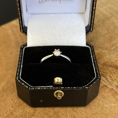 18kt Weißgold Brillantschliff Diamant Solitär Ring 0,25ct Verlobung 4,1g 750