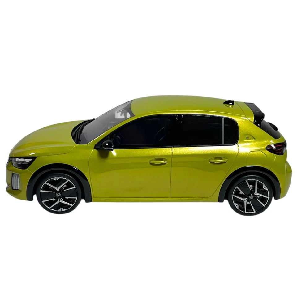 Modellino Auto Ottomobile 1/18 Peugeot E-208 GT Jaune Agueda 2024 - Immagine 3 di 4