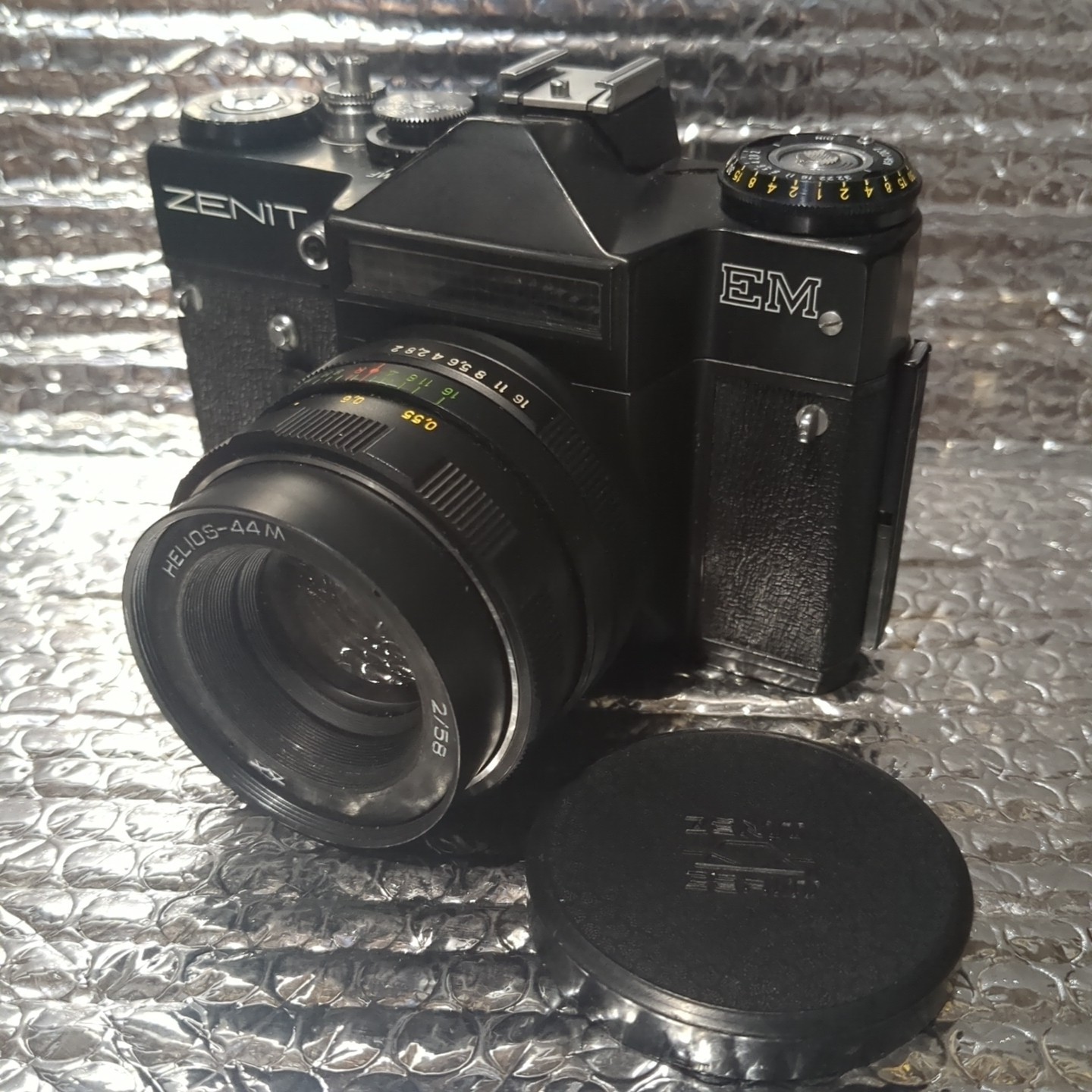 Zenit EM vintage camera equipment - eBay listing photo 1