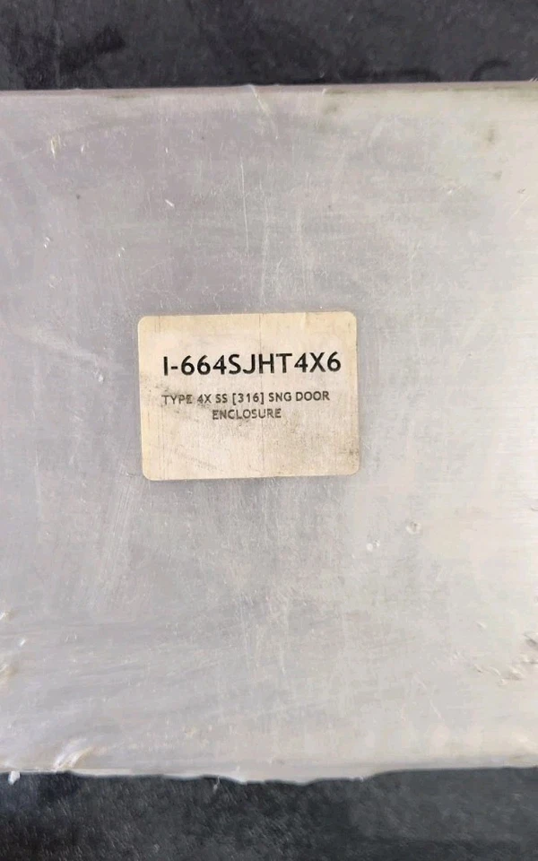 *(Nuevo) Caja de acero inoxidable 6x6x4 Nema 4x 316 I-664SJHT4x6 igual a A606 CHNFSS 6 Foto 3 de 4