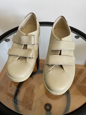 Ecco Sneaker Klettverschluss Damen Schuhe Leder Gr.41 unbenutzt- Creme-weiß