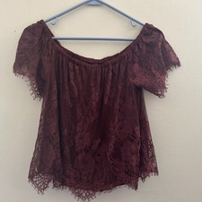 American Eagle Woman’s Maroon Off The Shoulder Lace Blouse Top Shirt Size XS
