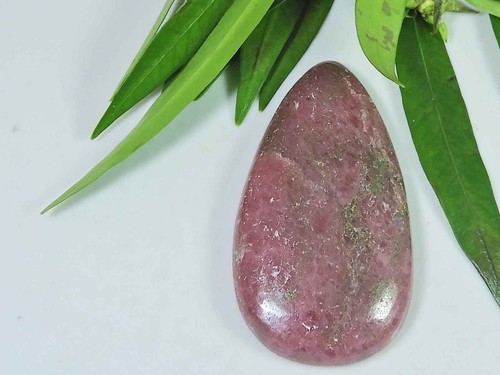 25X49X06MM Natural Red Rhodonite Quartz Pear Cabochon Loose Gemstone R136 - Picture 3 of 9