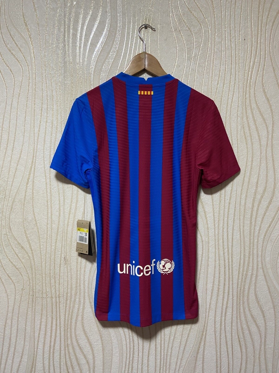 BARCELONA 2021 2022 HOME FOOTBALL SHIRT SOCCER JERSEY NIKE BARCELONA 2021 2022 HOME FOOTBALL SHIRT SOCCER JERSEY NIKE