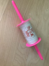 New Spool Kite String 500 Ft, 20 lb. test, Go Fly A Kite. Hot Pink Handle.