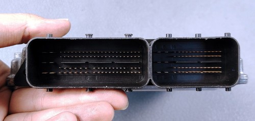 BMW E87 E90 120i 320i N46 ECU ENGINE CONTROL MODULE ECM 0261208582 12147552176 - Picture 3 of 10
