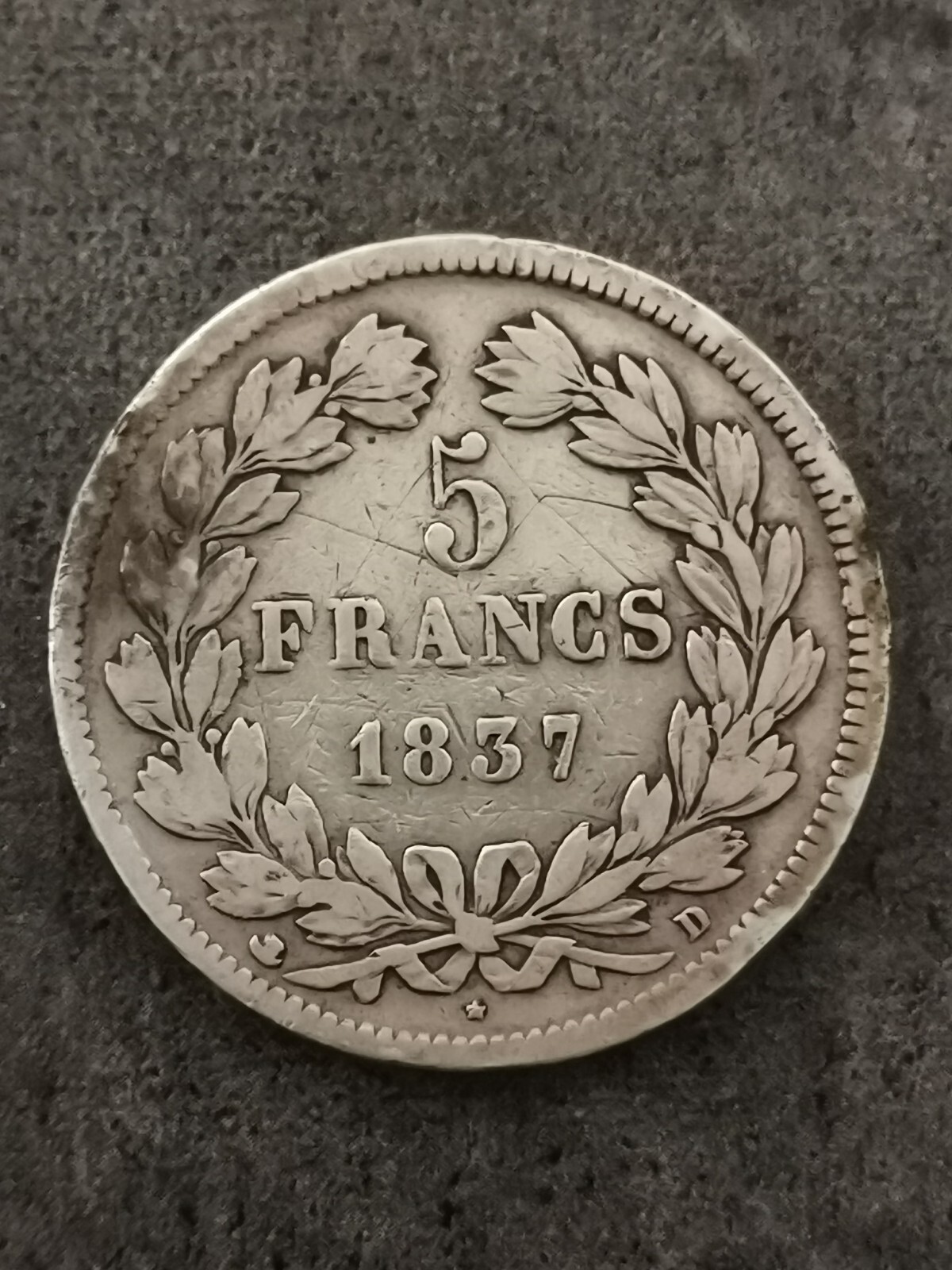 Picture 1 of 4