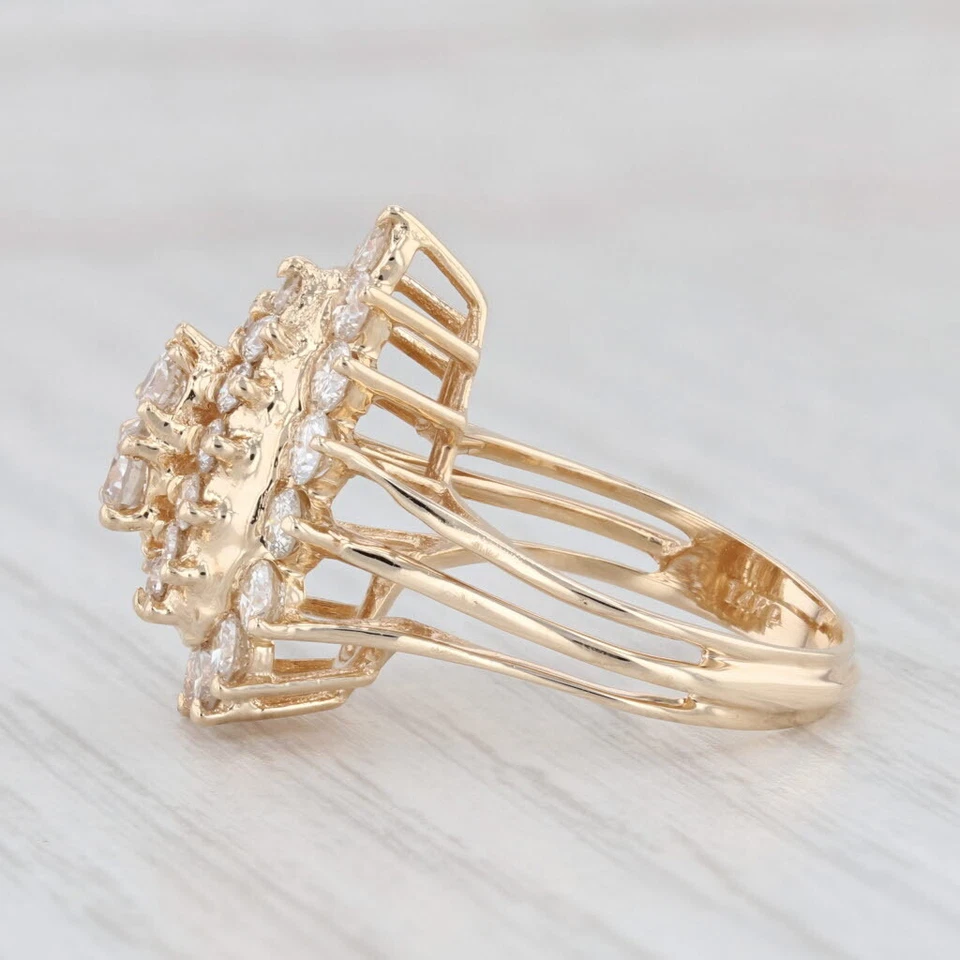 Anillo lágrima racimo de diamantes de 1,75 quilates de oro amarillo de 14 k talla 5,5 cóctel Foto 3 de 4