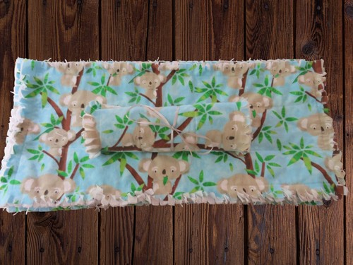 Burp Cloth, Flannel Rag Quilt Style, Reversible Koala Bears, Set of 4 - Picture 6 of 7