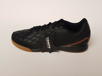 nike tiempo ligera astro