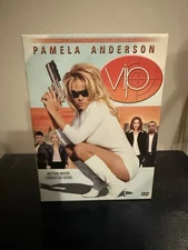 VIP: The Complete First Season - Pamela Anderson 5-Disc DVD Set