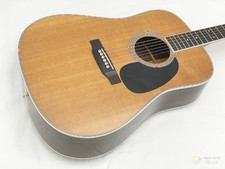 Guitarra acústica clásica Martin D-35 Dreadnought parte posterior de 3 piezas