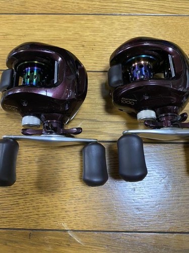 SHIMANO Bait Casting Reel Right Handle Lot of 4 Scorpion Metanium Seabass B5961 - Picture 2 of 10