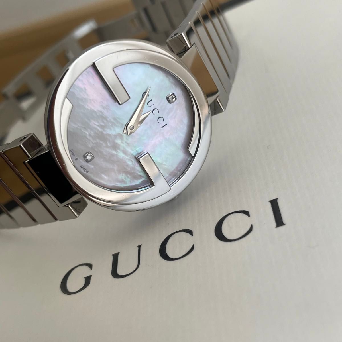 extremely beautiful GUCCI interlocking diamond wa… - image 13