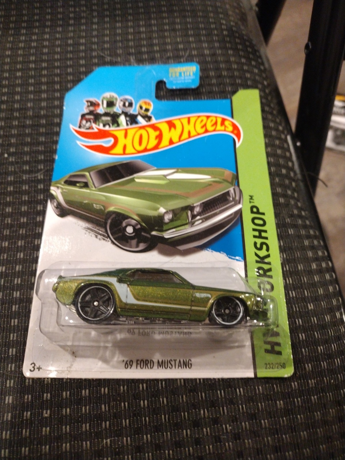 Hot Wheels 2013 HW Workshop '69 Ford Mustang  Metalflake Green